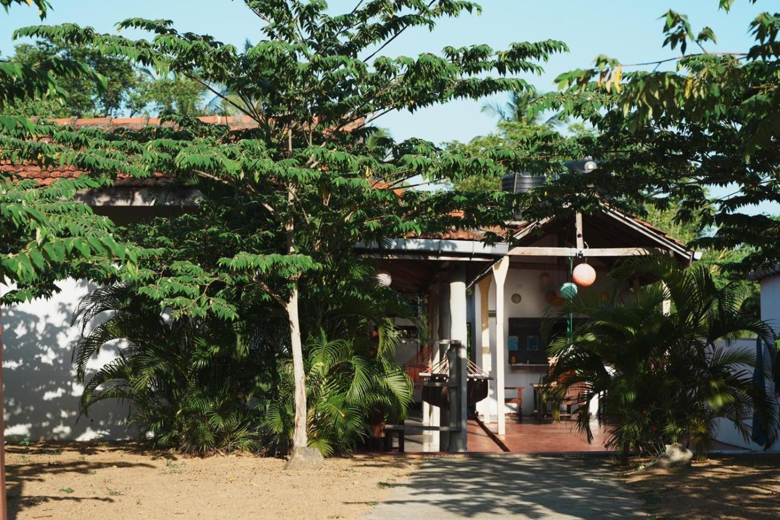 Romance In Bey Arugam Bay Exterior photo